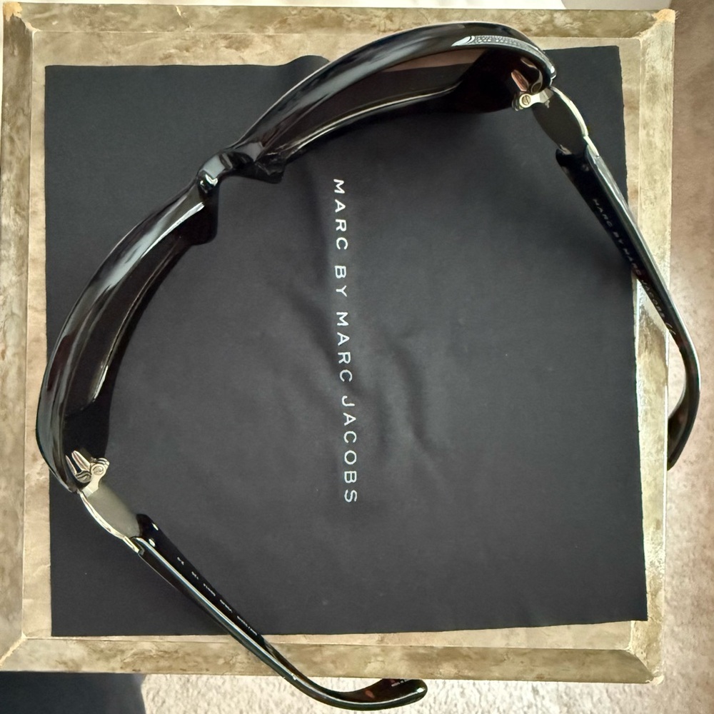 Marc Jacobs sunglasses (brown)